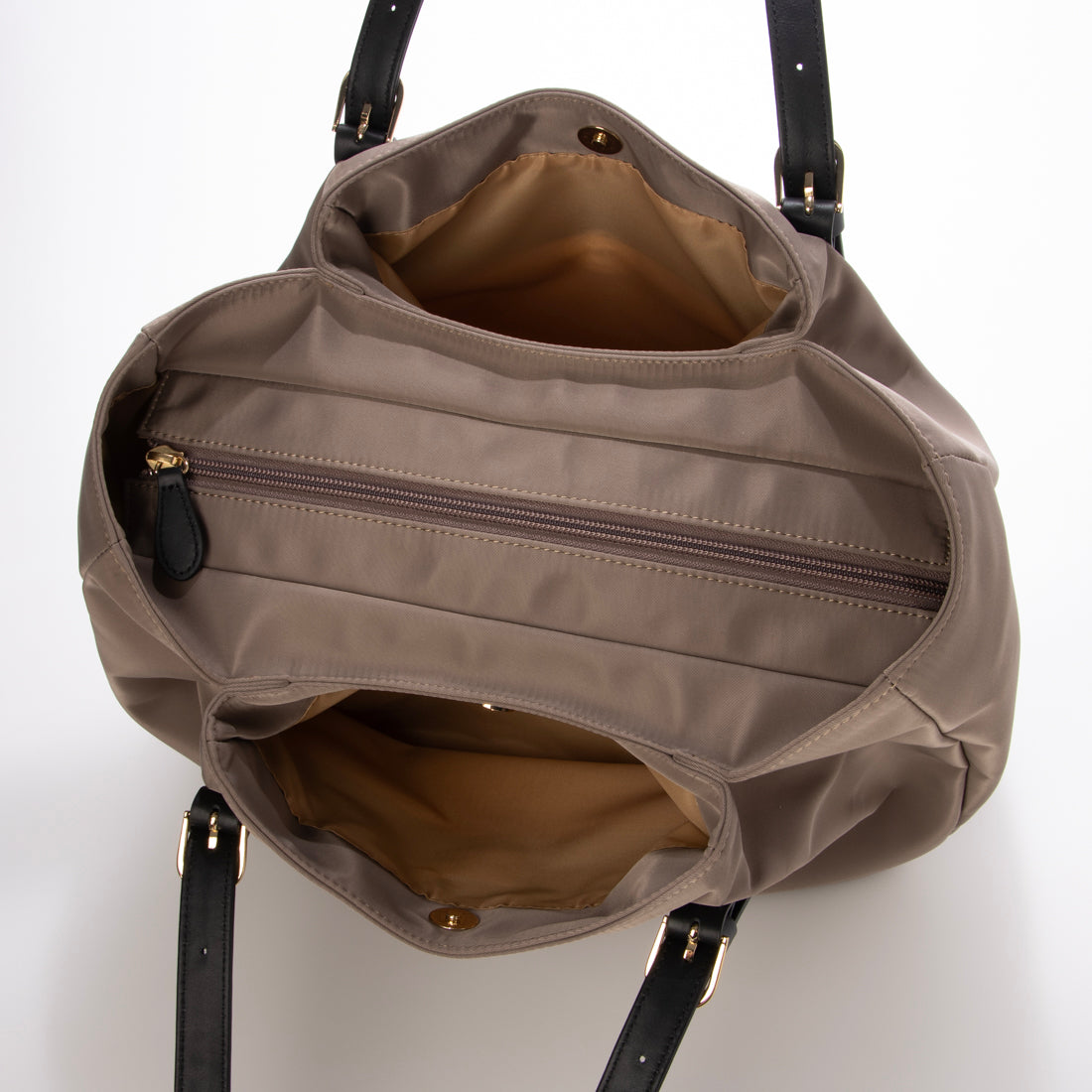 ナイロンセミショルダーバッグ IM-81