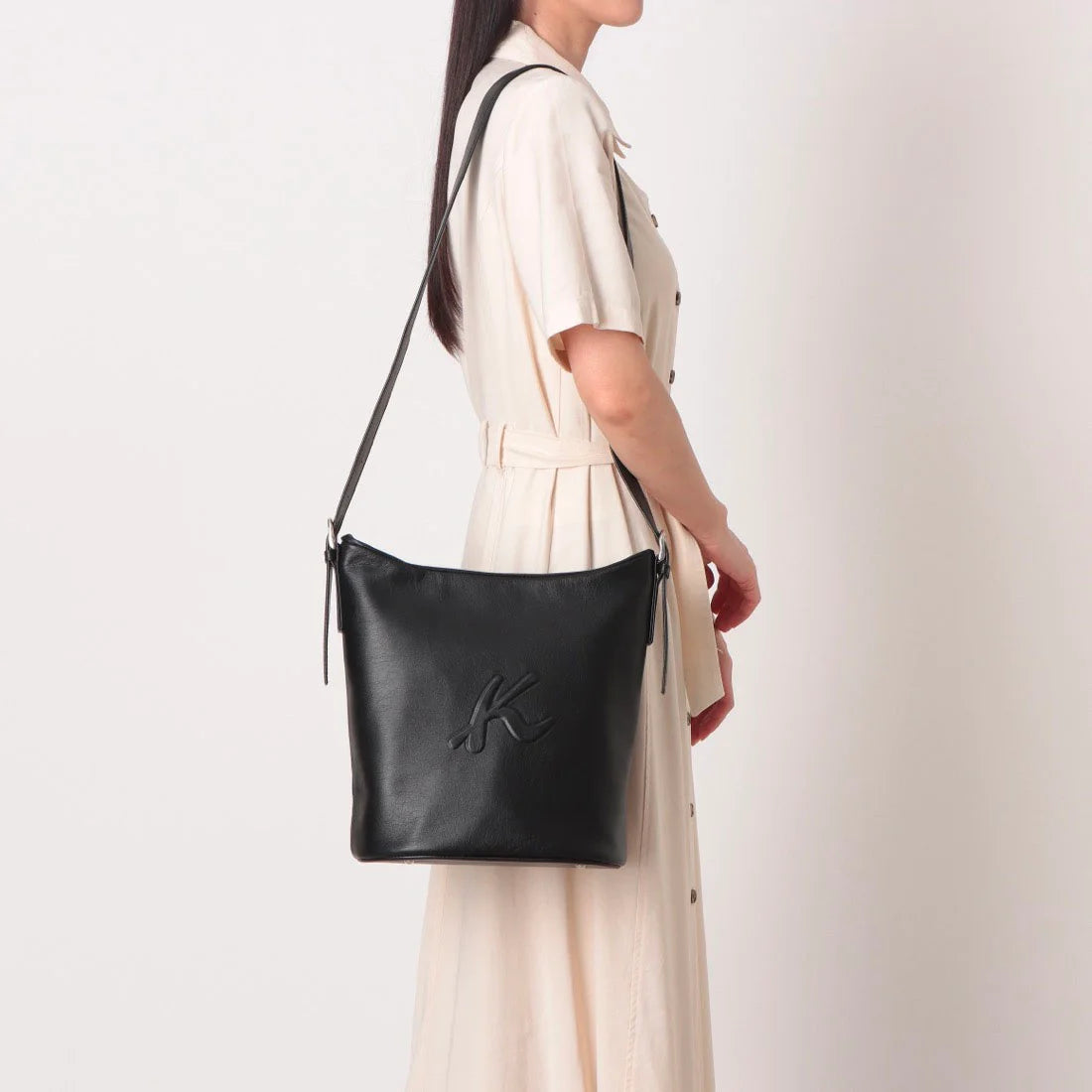 牛革ショルダーバッグ  N2-197