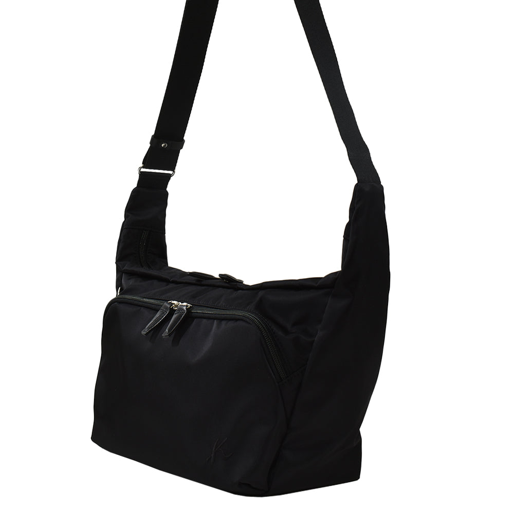 ナイロンショルダーバッグ B-1
