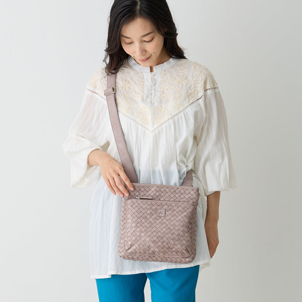 馬革ショルダーバッグ CI-18