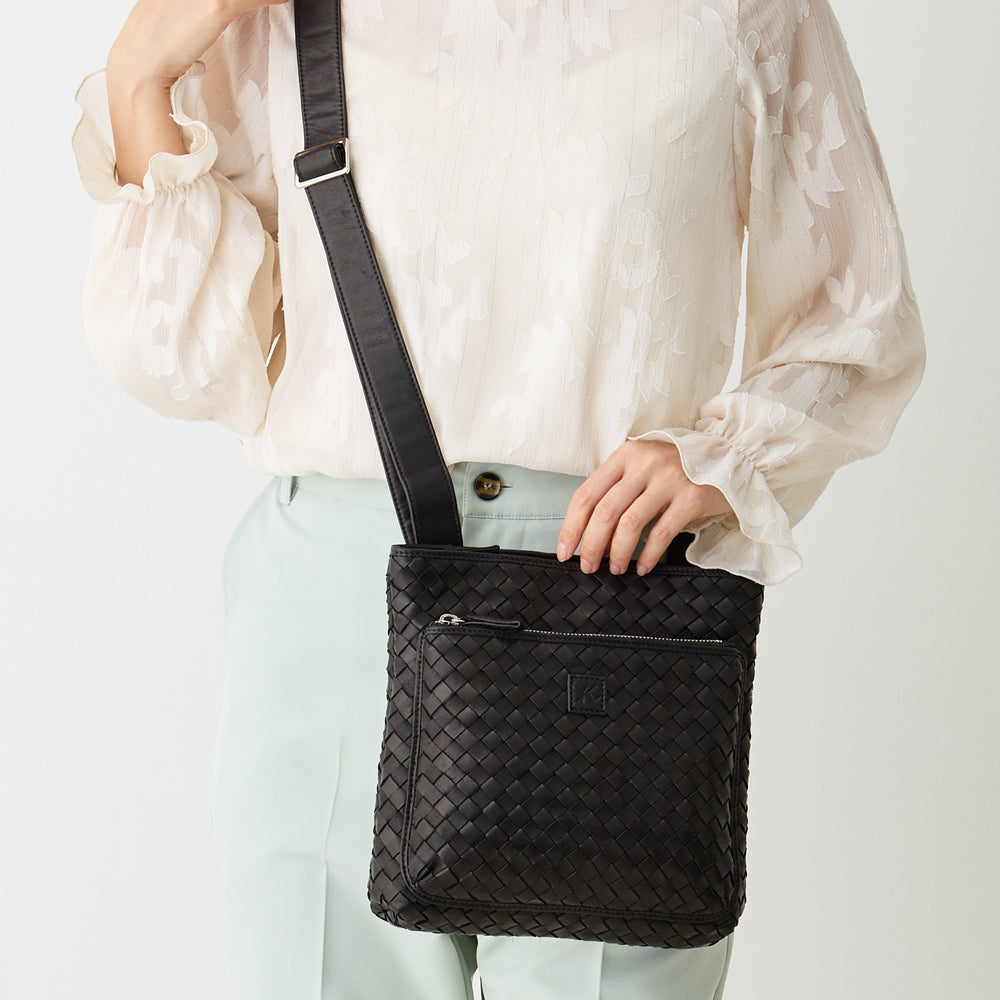 馬革ショルダーバッグ CI-18