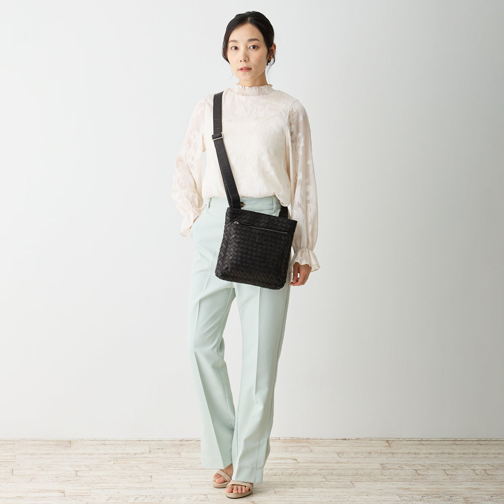 馬革ショルダーバッグ CI-18