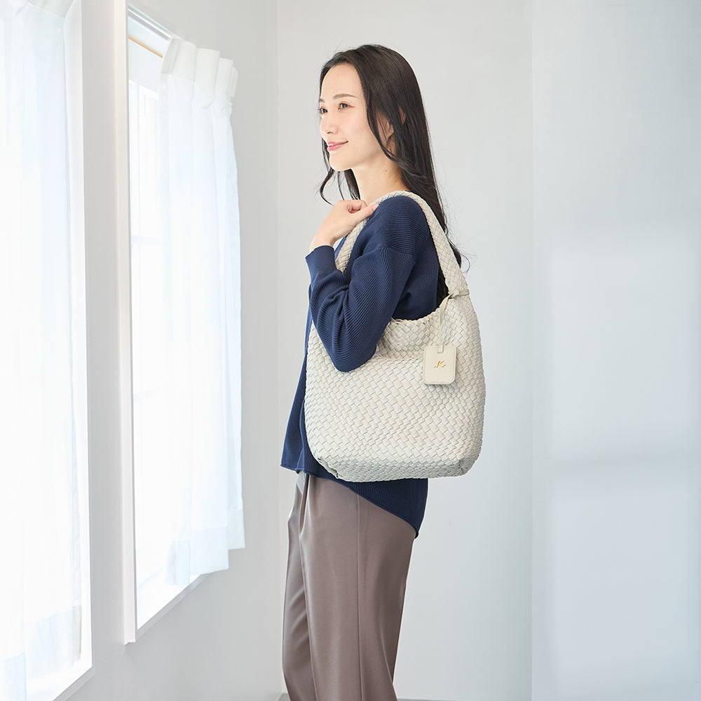 ナイロンセミショルダーバッグ CI-35