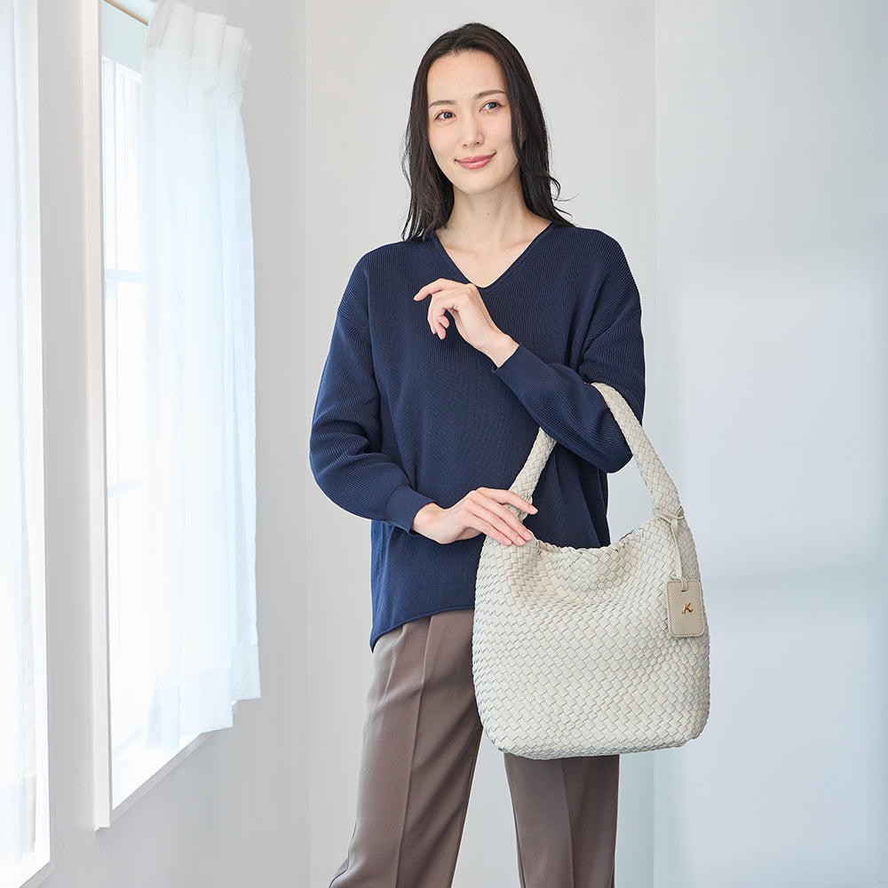 ナイロンセミショルダーバッグ CI-35