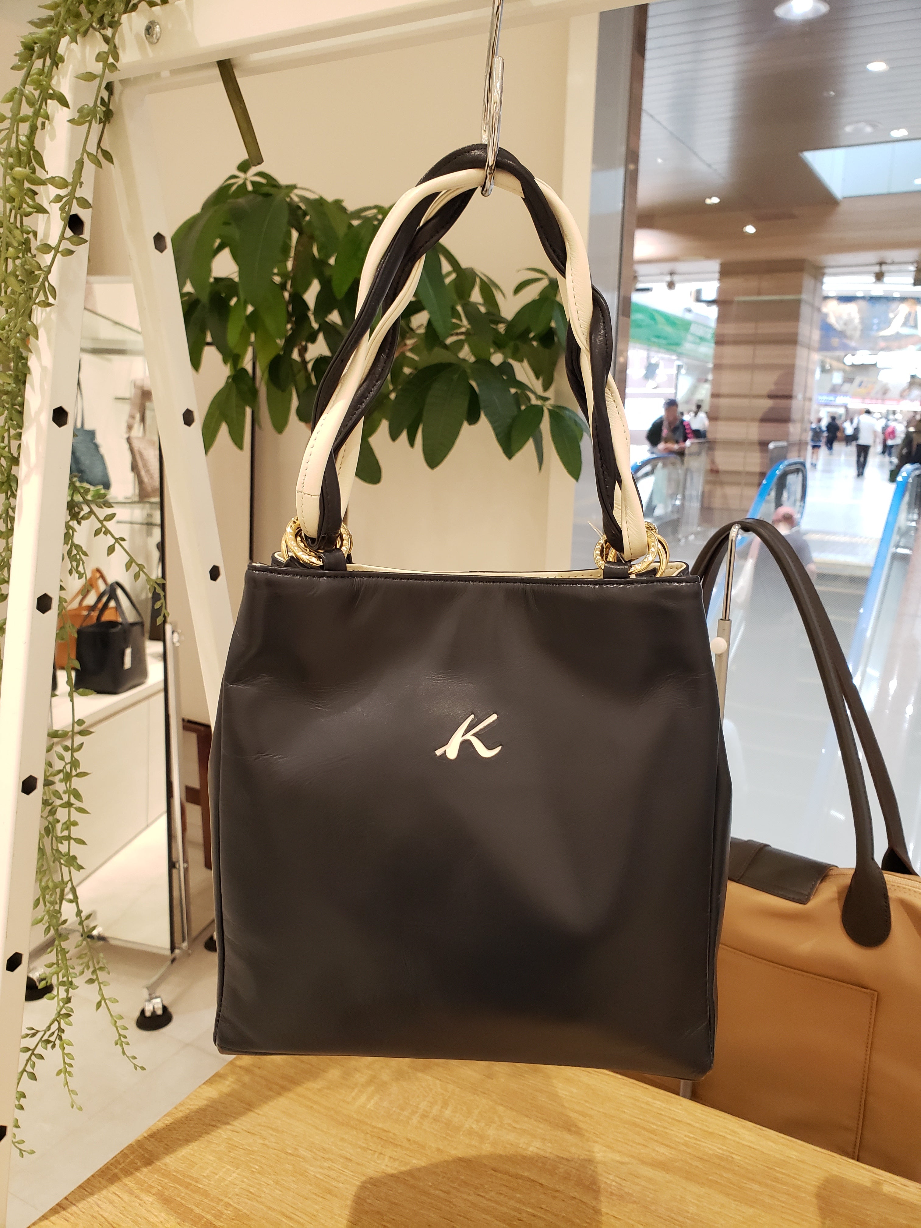 k バッグ 店舗 オファー