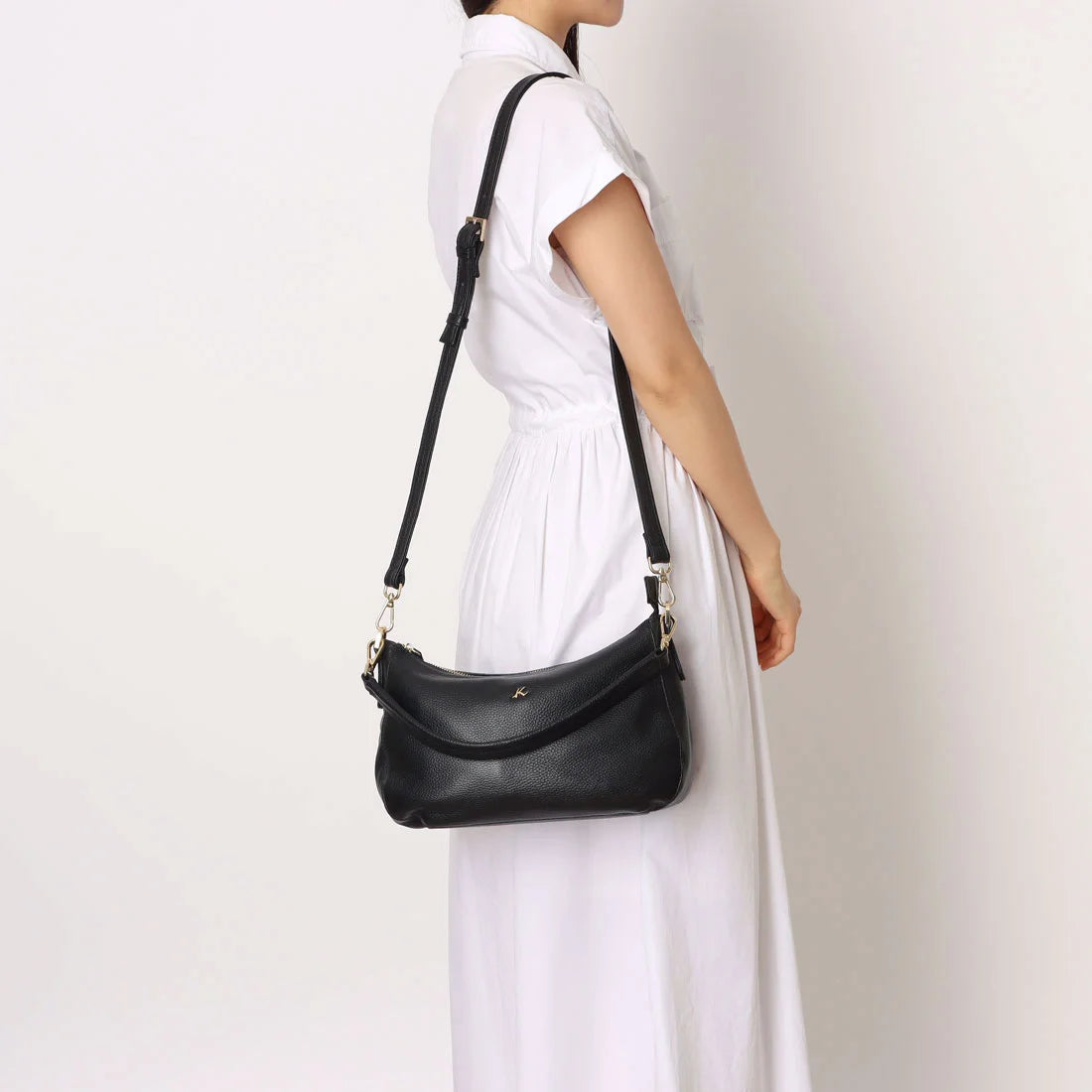 25AW新色 | 2WAY牛革セミショルダーバッグ P-1103