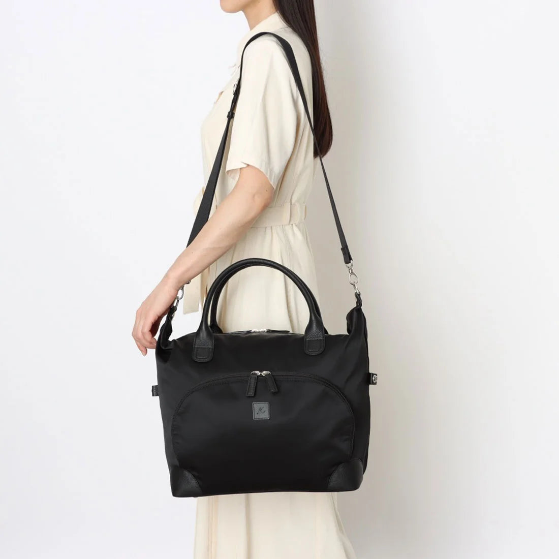 美品 サムソナイト☆2way ロゴ刻印 ボストンバッグ ナイロン ブラック Samsonite 正規品 サムソナイト バッグ ダッフル ボストンバッグ