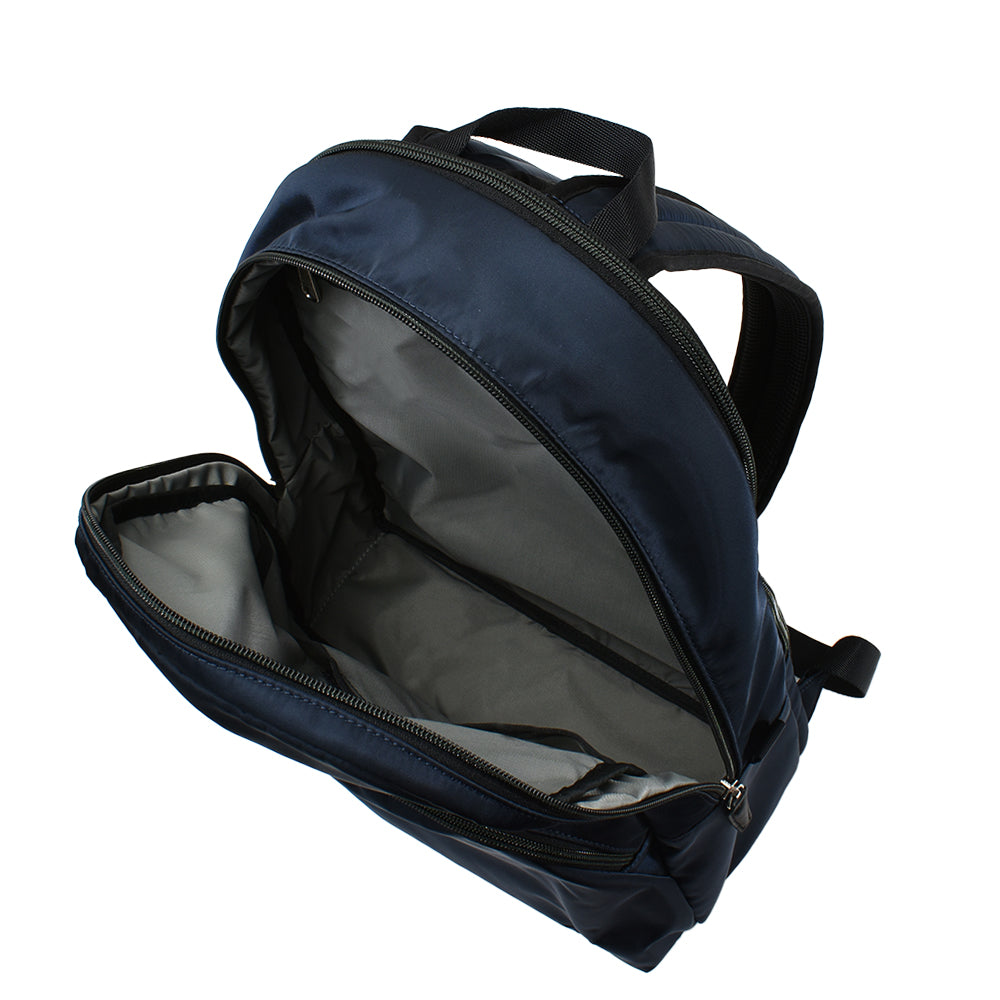 美品★横浜元町★【Kitamura】キタムラ　ナイロン　リュックサック　黒/白 美品☆横浜元町☆【Kitamura】キタムラ ナイロン リュックサック 黒/白