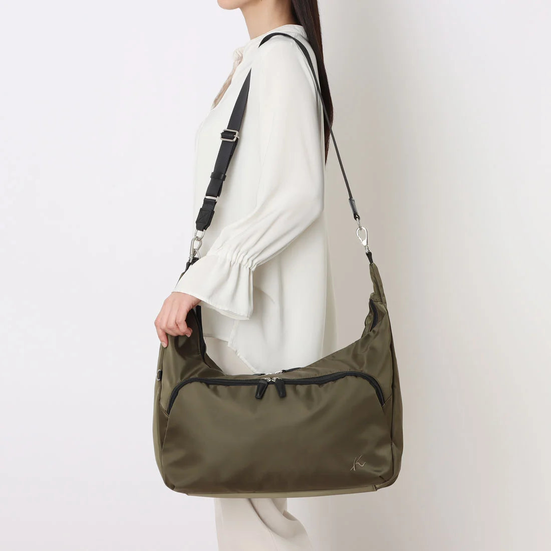 2WAYナイロンセミショルダーバッグ B-5