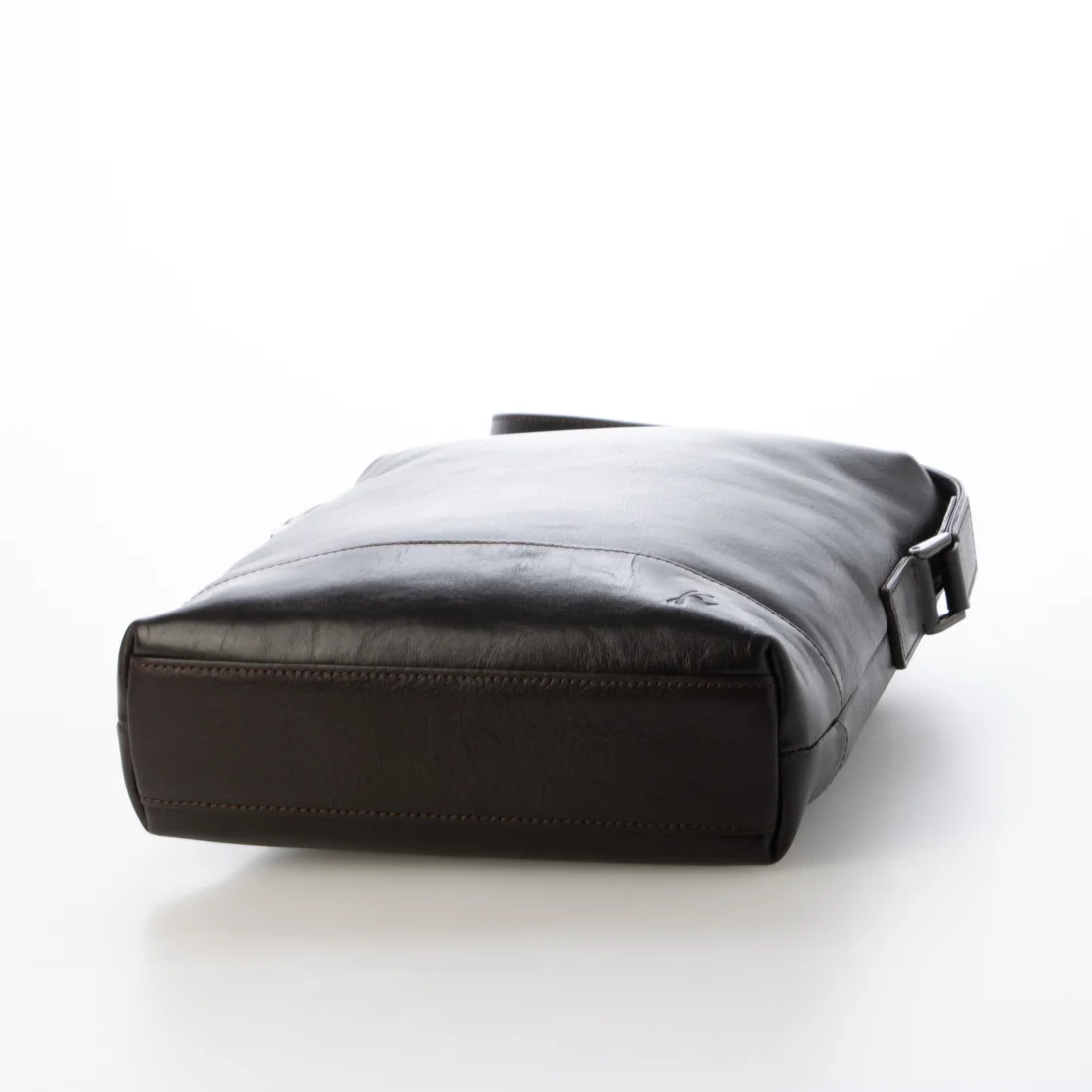 牛革ショルダーバッグ CI-37 – バッグのキタムラK2公式サイト
