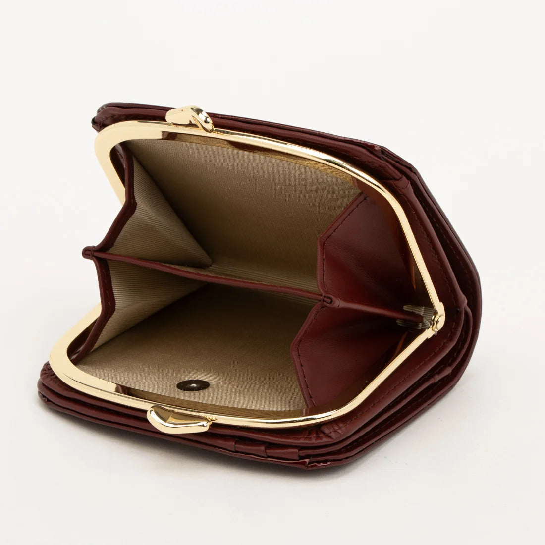 エナメル革口金二つ折り財布 D-100