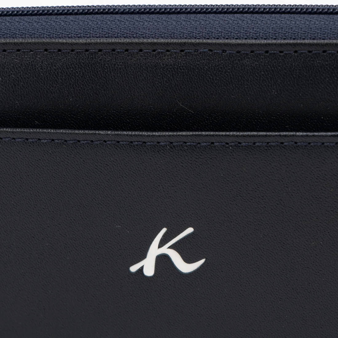 牛革ラウンド型長財布 D-82