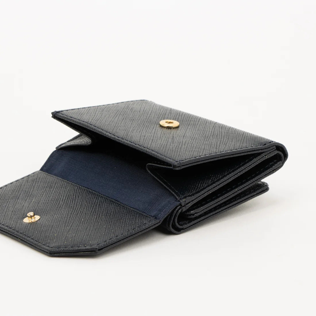 牛革三つ折り財布 D-97