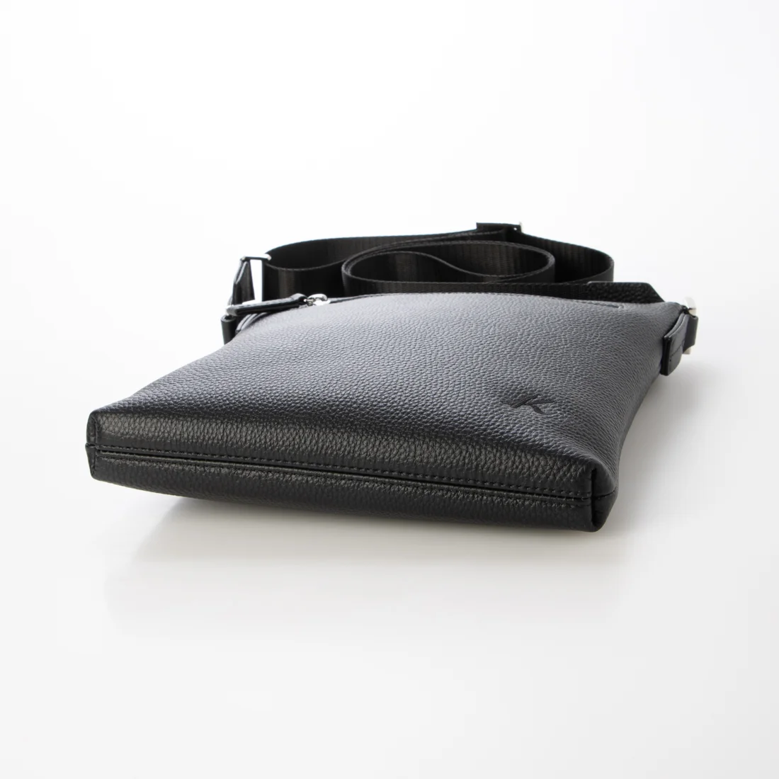 牛革ショルダーバッグ IM-83 – バッグのキタムラK2公式サイト