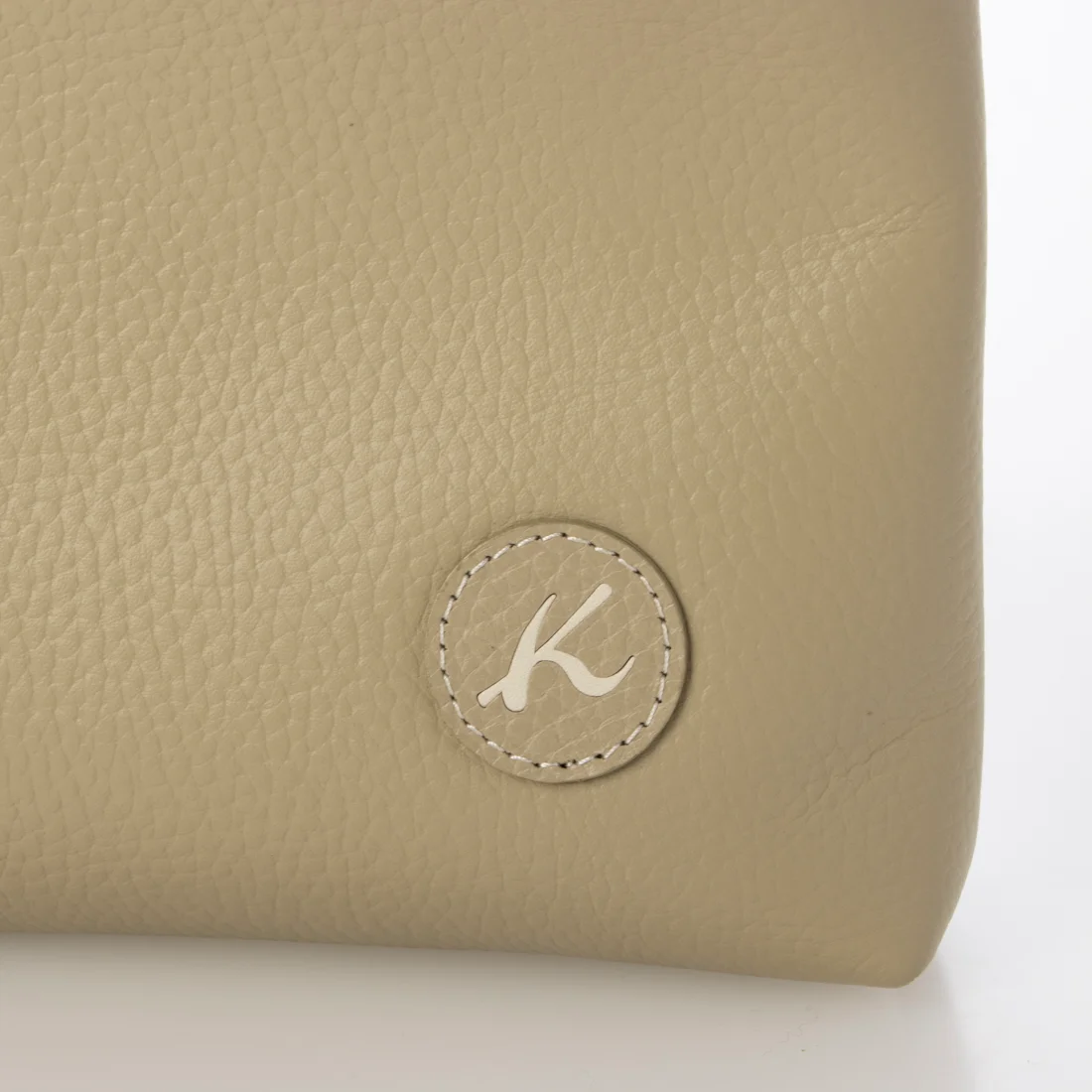 牛革ショルダーバッグ N2-195